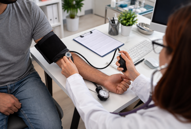 What Does a Full Body Health Checkup Include? A Guide to Wellness Health Packages in Oman